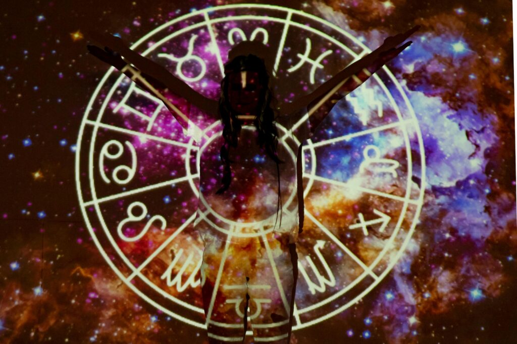 Ride the Cosmic Current: Aquarius Horoscope for January 6, 2026
