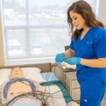 कनाडा में नर्सिंग की पढ़ाई: टॉप 10 विश्वविद्यालयों की सूची और मार्गदर्शन