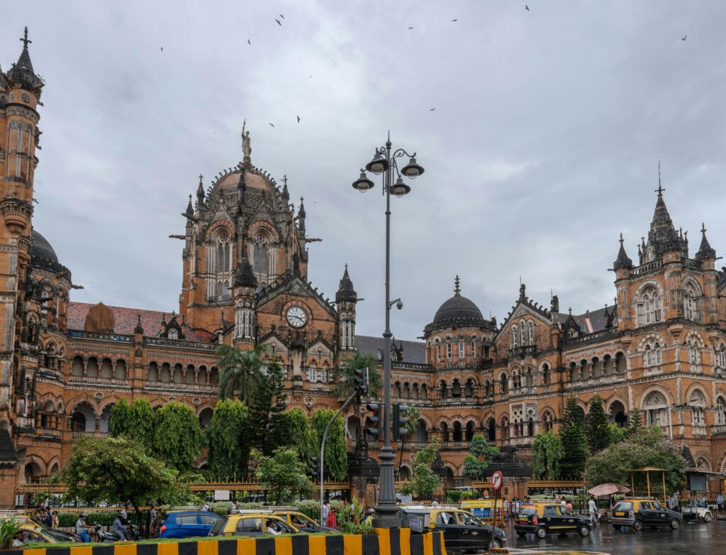 કલ્યાણ: સહાયની જરૂરિયાતવાળા કિશોરી સાથે દુર્વ્યવહાર, 20 વર્ષની કડક કેદ