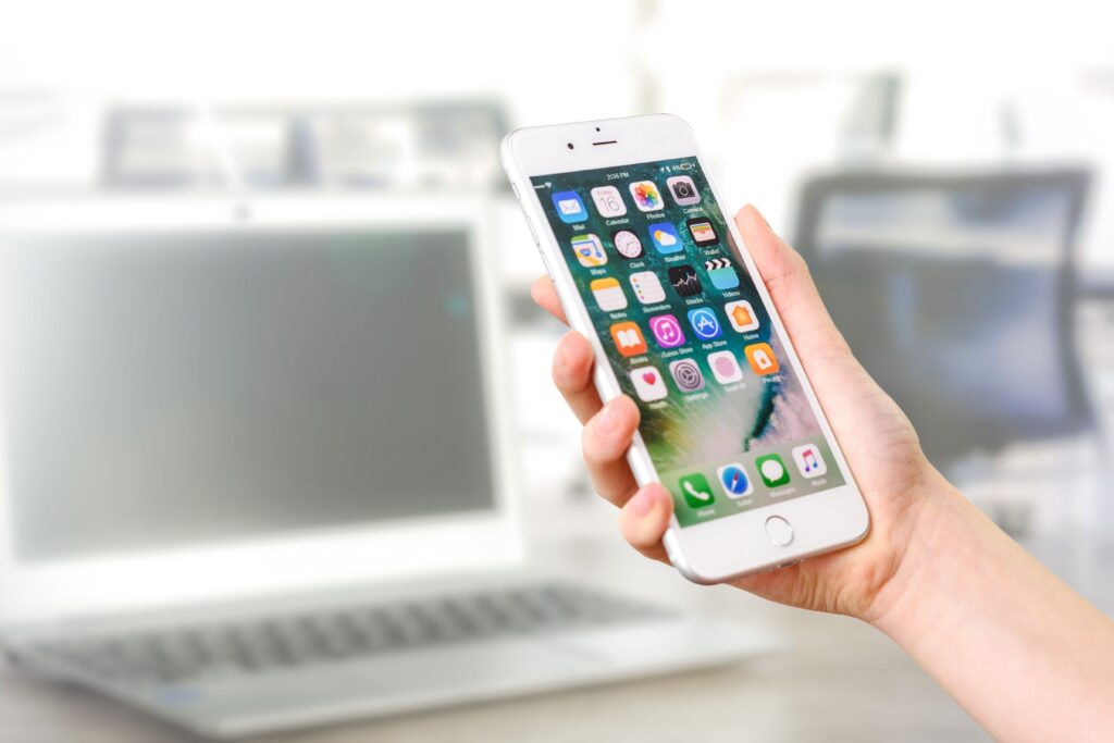 Unlocking Productivity: How iOS 27’s Dual-Screen Multitasking Elevates the iPhone Duo