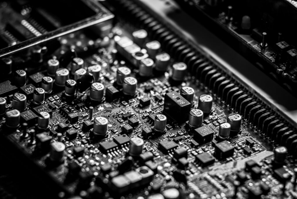 Bridging Innovation: IIT Bhubaneswar and IIT (ISM) Dhanbad Team Up for Semiconductor Breakthroughs