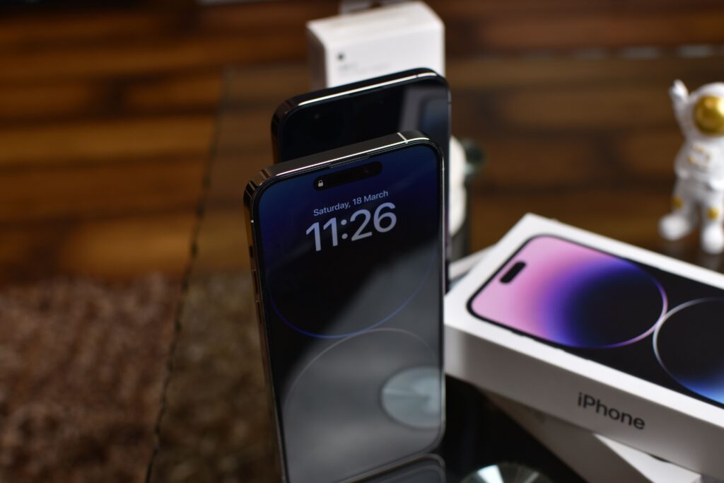 iPhone 18 Pro vs iPhone 18 Pro Max: Which Big-Screen Flagship Deserves Your Money?